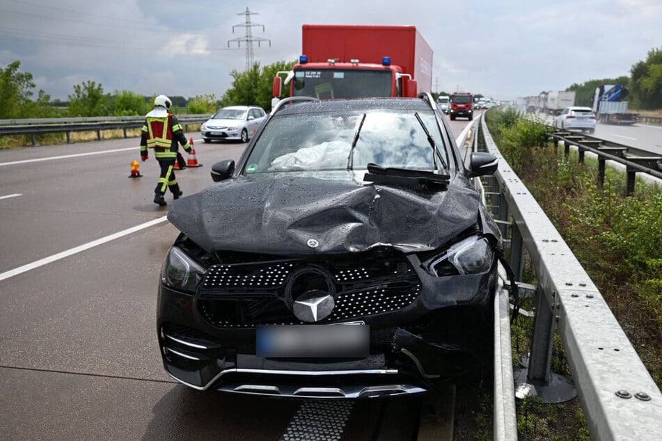 Dieser Mercedes war in den Unfall verwickelt.