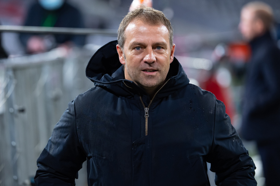 Hansi Flick (55) hat nach Kritik am FC Bayern München und einer Sonderrolle des Fußballs deutliche Worte gefunden.