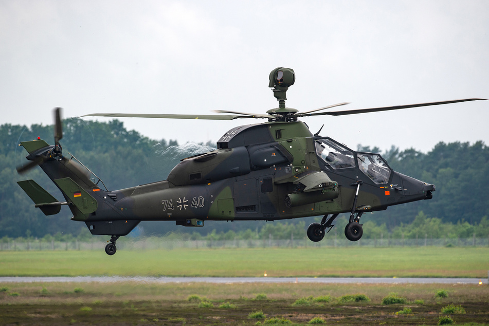 Ein Kampfhubschrauber vom Typ Tiger: Die Helikopter sind die "Sorgenkinder" der Bundeswehr.