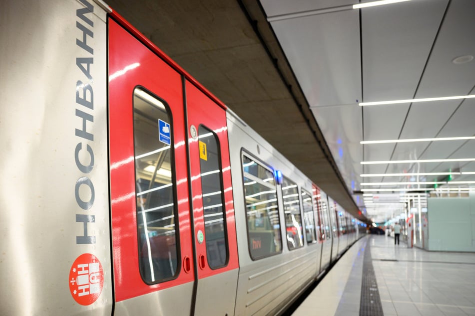 Von Freitagfrüh bis Sonntagfrüh stehen in Hamburg die U-Bahnen still.