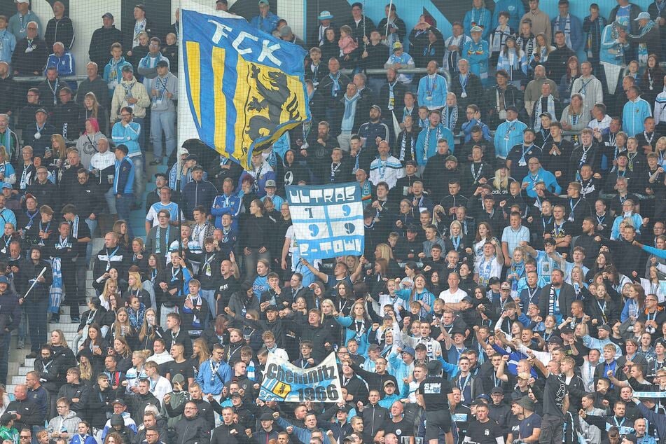 Robert Zickert bedankte sich für die unendliche Liebe der CFC-Fans.