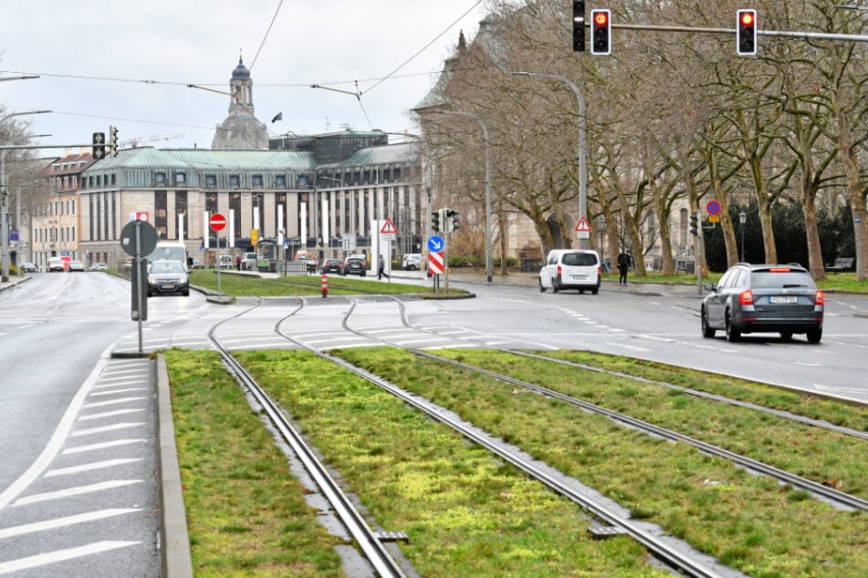 Am Palais würde der komplette freie Raum für die Tunneleinfahrt gebraucht.