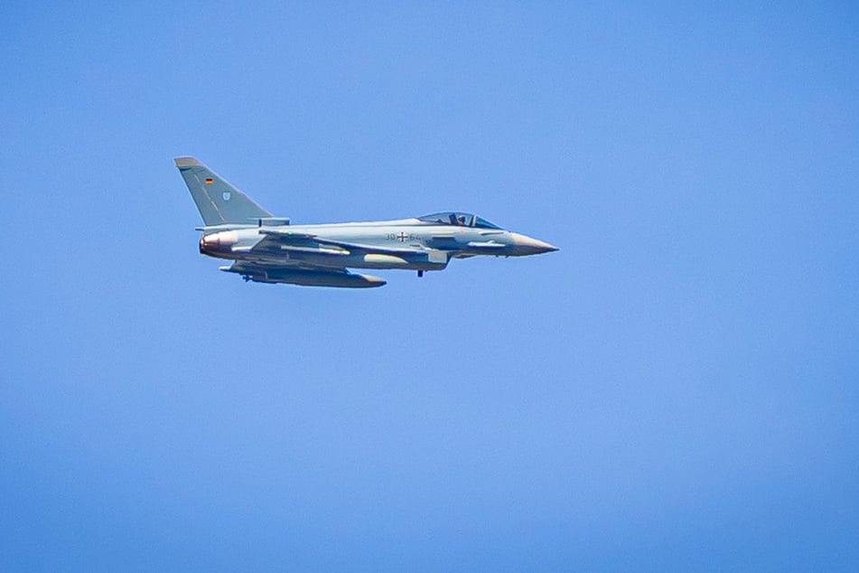 Zwei Eurofighter waren am Mittwochnachmittag über Pirna und der Sächsischen Schweiz gesichtet worden.