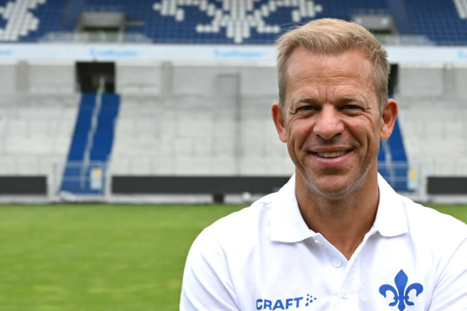 Lilien-Coach Markus Anfang zeigte sich nach dem Testspiel gegen Griesheim zufrieden, hätte sich aber noch mehr Tore gewünscht (Archivbild).