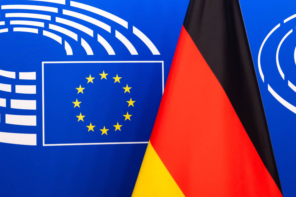 Nach britischem Vorbild will Hessens AfD-Chef Lambrou eine Volksabstimmung in Deutschland über einen EU-Austritt.