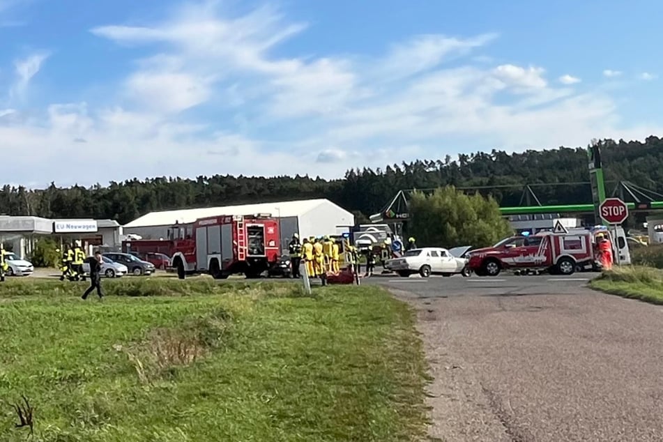 Ein Skoda war beim Abbiegen in einen Opel gekracht.