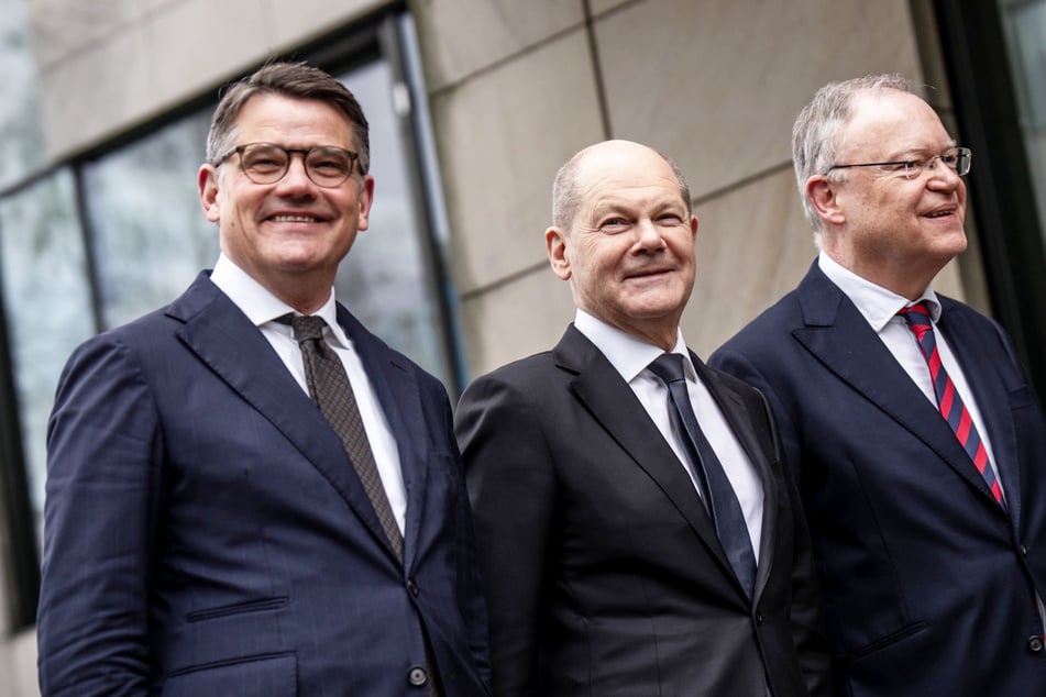 Versöhnliche Töne zwischen Hessens Ministerpräsident Boris Rhein (52, CDU), Kanzler Olaf Scholz (65, SPD) und Niedersachsen-MP Stephan Weil (65, SPD).