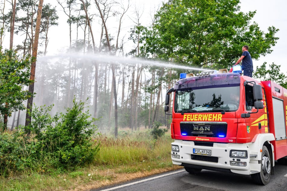 Feuer in der Gohrischheide: Erschwerte Bedingungen für Einsatzkräfte