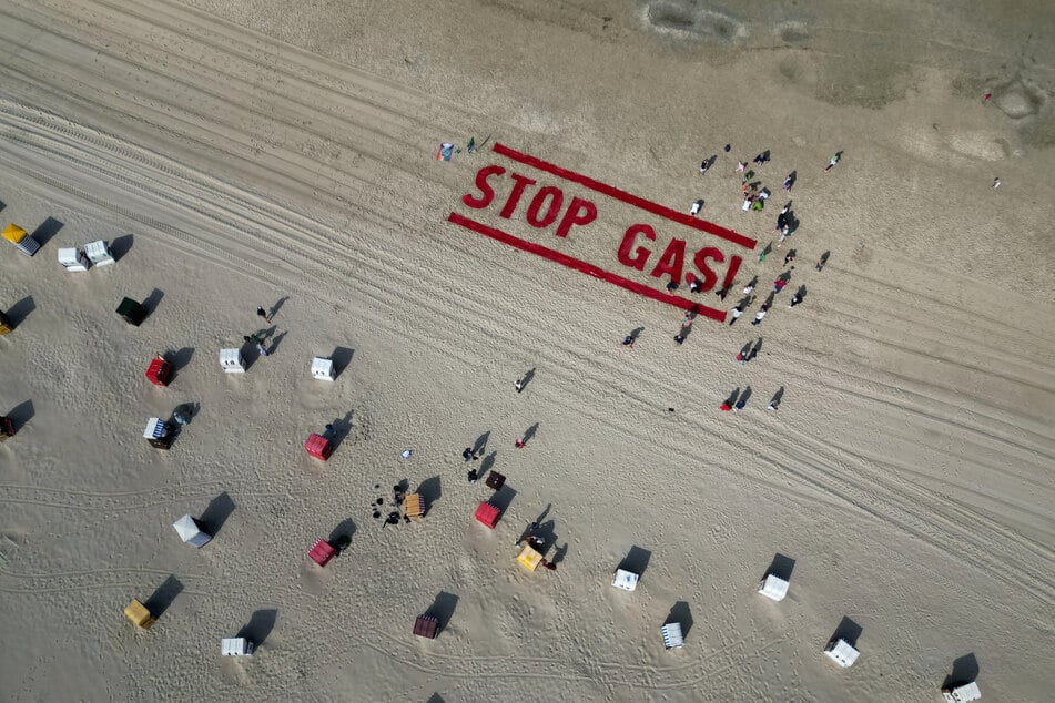 Neben der Protestaktion am Strand soll es eine Lesung von Luisa Neubauer (29) geben.