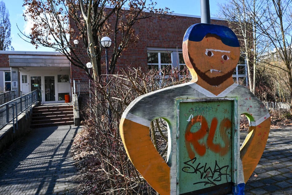 Der Vorfall soll sich Ende 2025 im Jugendclub in der Wutzkyallee zugetragen haben. (Archivfoto)