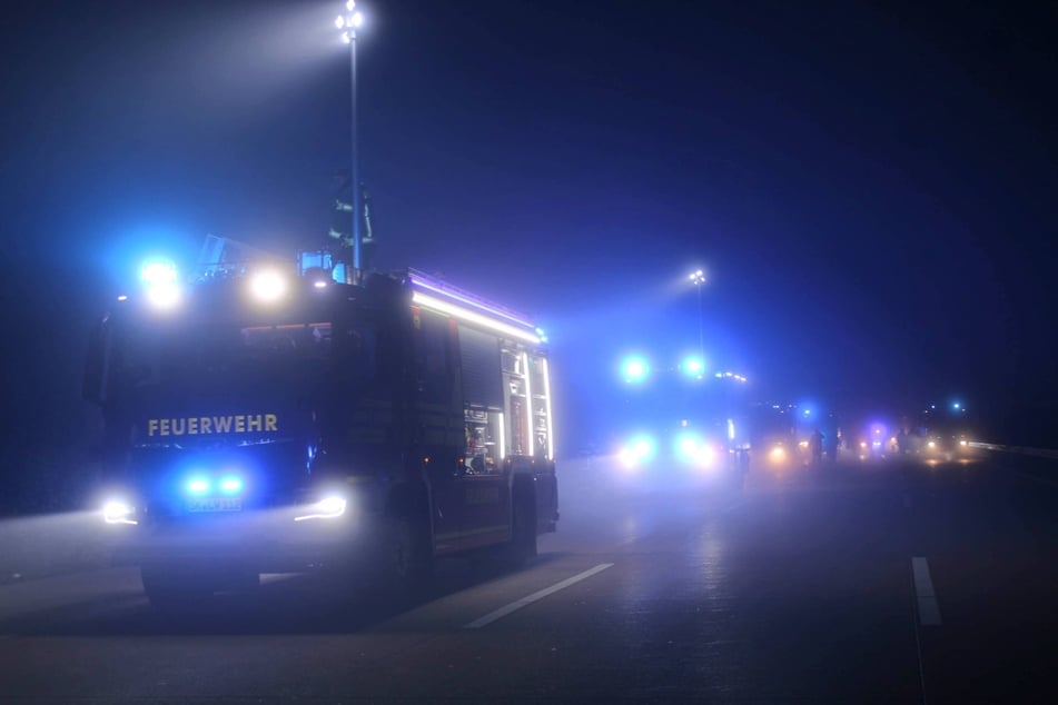 Bilder zeigen wie dicht der Nebel in der Nacht war.