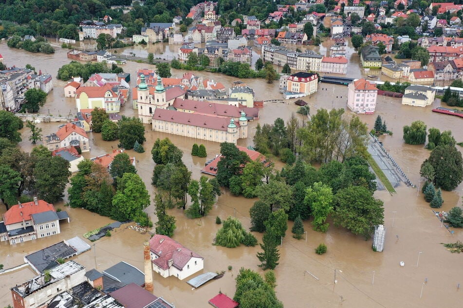 Die niederschlesische Kleinstadt Klodzko (Glatz) wurde von den Wassermassen überrollt.