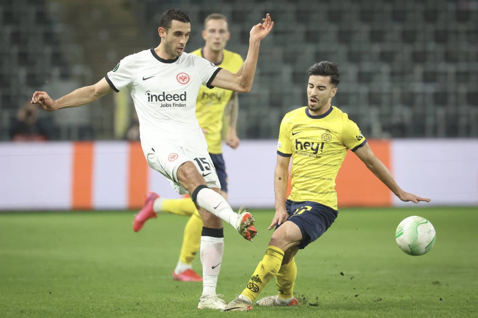 In der Zwischenrunde der Conference League bereitete Amoura (r.) gegen Eintracht Frankfurt zwei Tore vor und war damit maßgeblich für das Ausscheiden der Hessen mitverantwortlich.