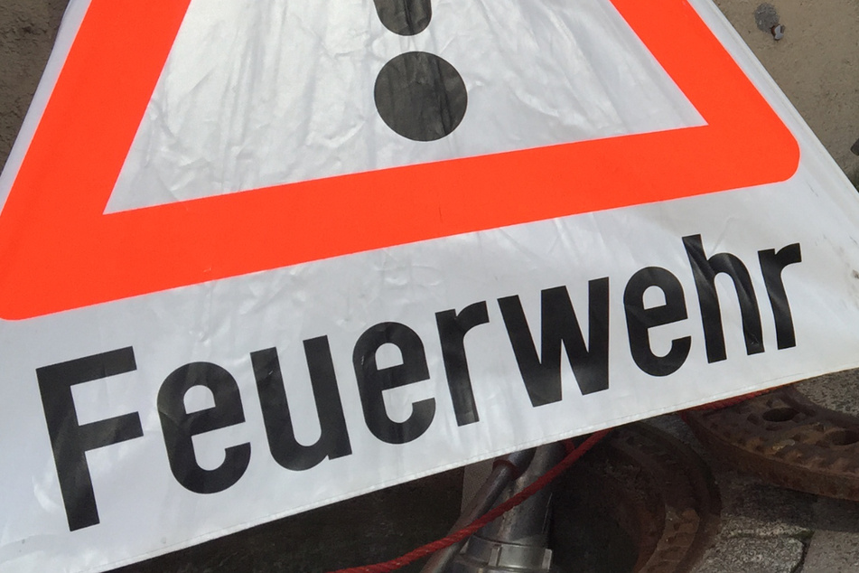 Die Feuerwehr musste das Gelände während der Aufräumarbeiten absperren. (Symbolbild)