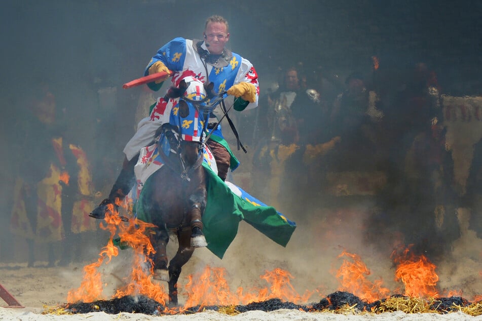 Beim Ritterfest im Wildpark Osterzgebirge warten historische Vorführungen auf kleine und große Besucher. (Symbolfoto)