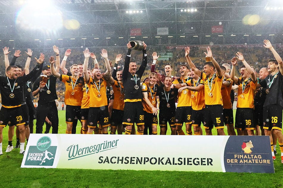 Titelverteidiger im Wettbewerb ist Dynamo Dresden, das im Finale Drittliga-Rivale Erzgebirge Aue besiegte.