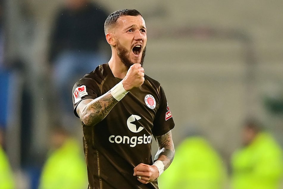 Beim Derby in der Saison '22/'23 überzeugte Hartel mit einem Treffer und einer Vorlage beim 3:0-Sieg am Millerntor.