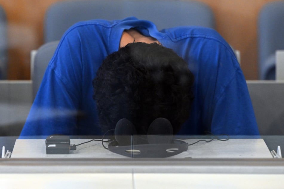Der mutmaßliche IS-Terrorist muss sich aktuell vor dem Düsseldorfer Oberlandesgericht verantworten.