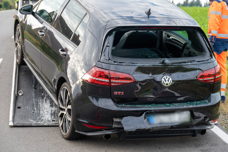 Die Fahrerin (27) des VW wurde leicht verletzt.