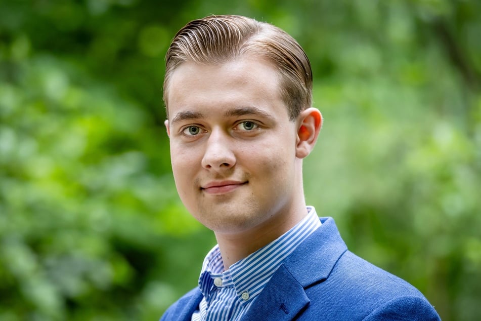 Tim Suttner (19, FDP).