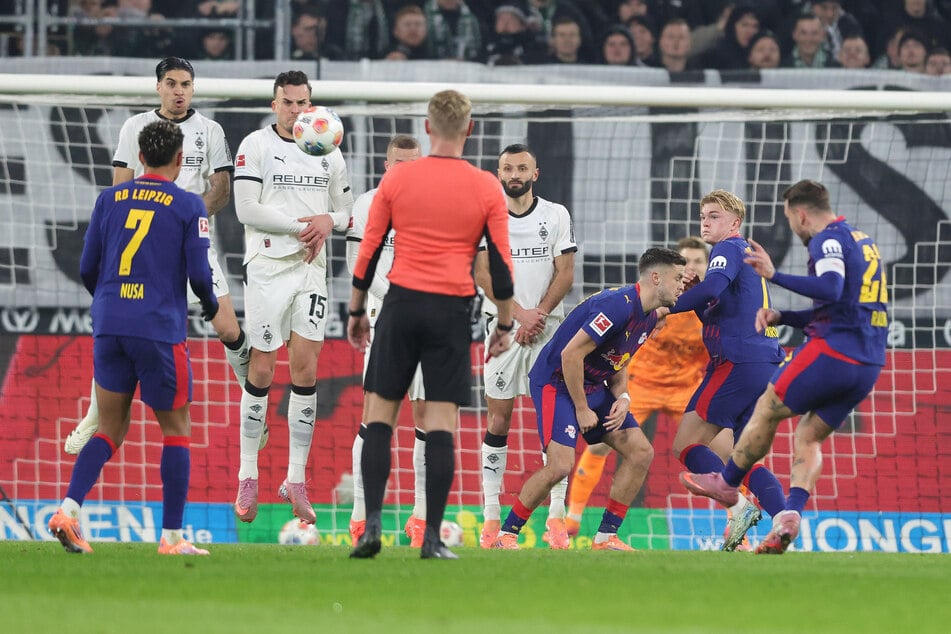 Die wenigen Möglichkeiten des Spiels - wie dieser Freistoß - verpufften meist einfach.