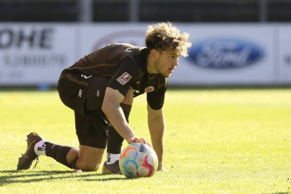 Mika Clausen (22) kommt von der U23 des FC St. Pauli nach Aue.