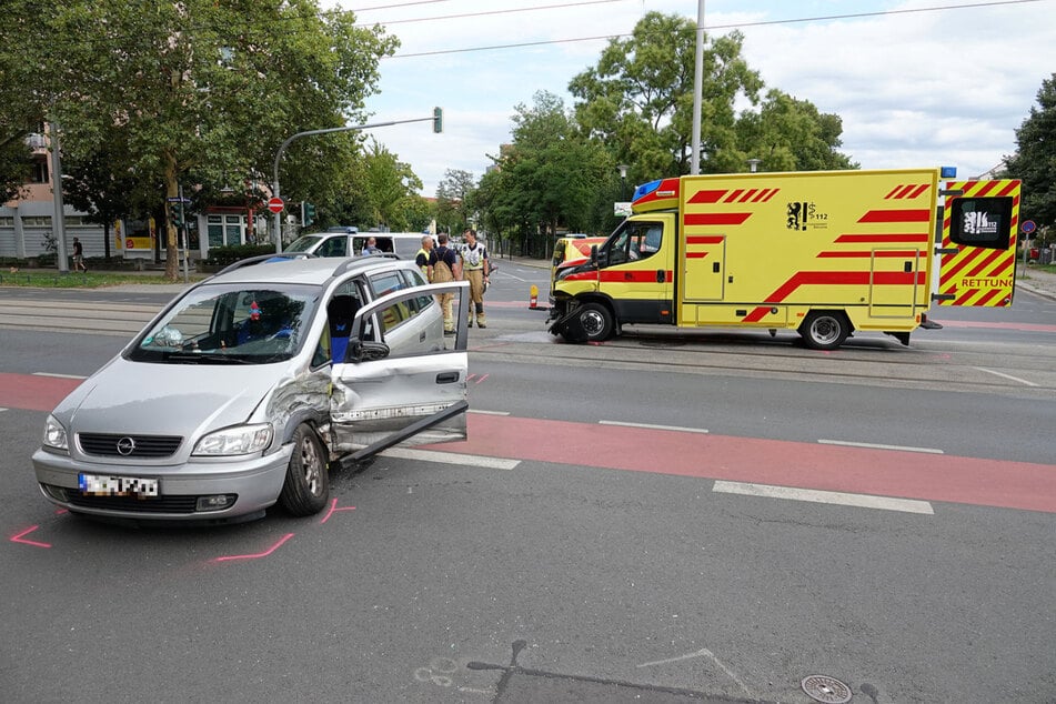 Der Opel Zafira wurde stark beschädigt.