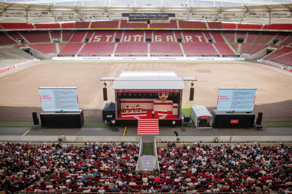 Rund 3000 Mitglieder des VfB Stuttgart werden am Sonntag in der Mercedes-Benz Arena erwartet. (Archivbild)