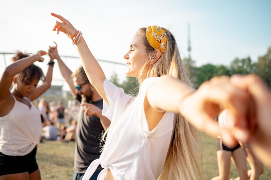 Für eine ordentliche Portion Sommer-Vibes sorgt das LE ISLAND Festival im Wolkezwei. (Symbolbild)