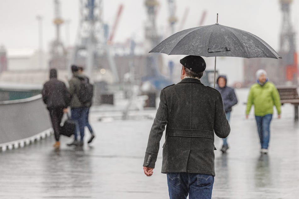Wetter: Hamburg steckt in der Regenfalle