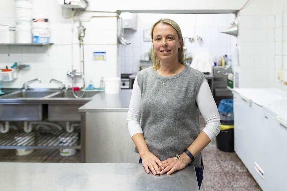 Anne Klawa (47) kümmert sich seit 20 Jahren um das Wohl von Menschen in Not.