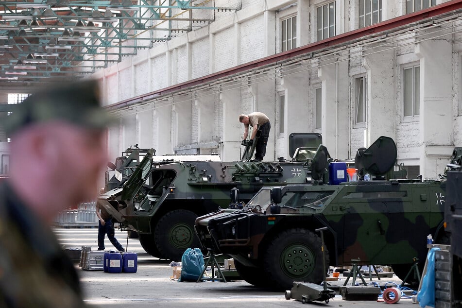 Das neue Logistikbataillon wird auch für den Nachschub von Waffen verantwortlich sein.