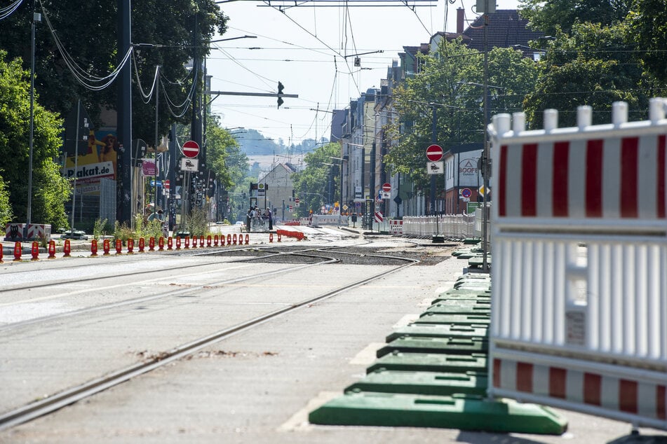 Ab Montag wird auf der Bernsdorfer Straße auf Höhe des Rosenplatzes gebaut.