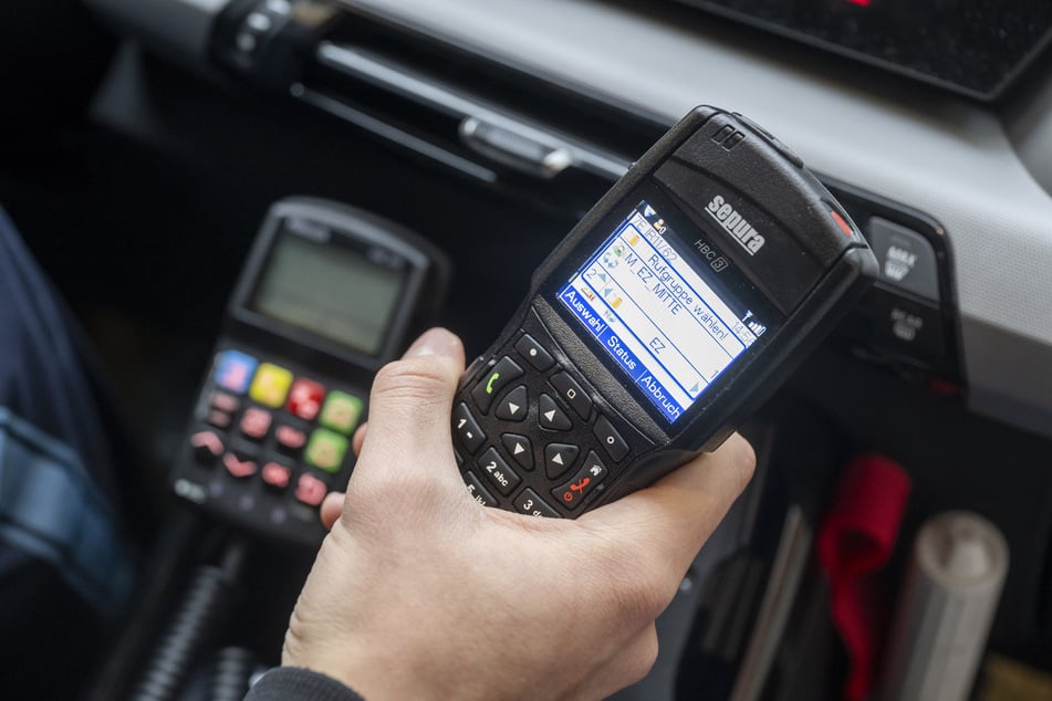 Die bisherige digitale Technik für den Rettungsdienst kommt nicht flächendeckend zum Einsatz. (Symbolbild)