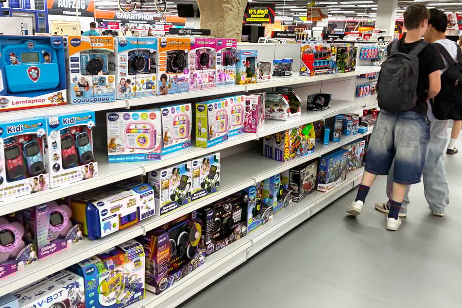 MediaMarkt und Saturn geben Zeugnisgeld für alle fleißigen Schüler