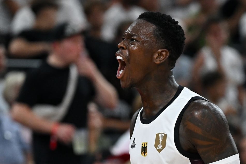 DBB-Kapitän Dennis Schröder (31) will mit seiner Mannschaft gegen Slowenien ins Halbfinale.