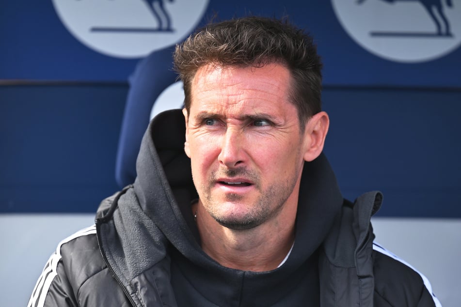 Kritisierte die Ausschreitungen am Osterwochenende scharf: Nürnberg-Trainer und DFB-Held Miroslav Klose (47).