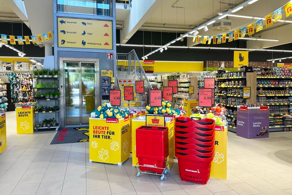 Hier finden Tierfreunde alles für ihre Haustiere von hochwertigem Futter bis zu praktischem Zubehör und exklusiven Eigenmarken.