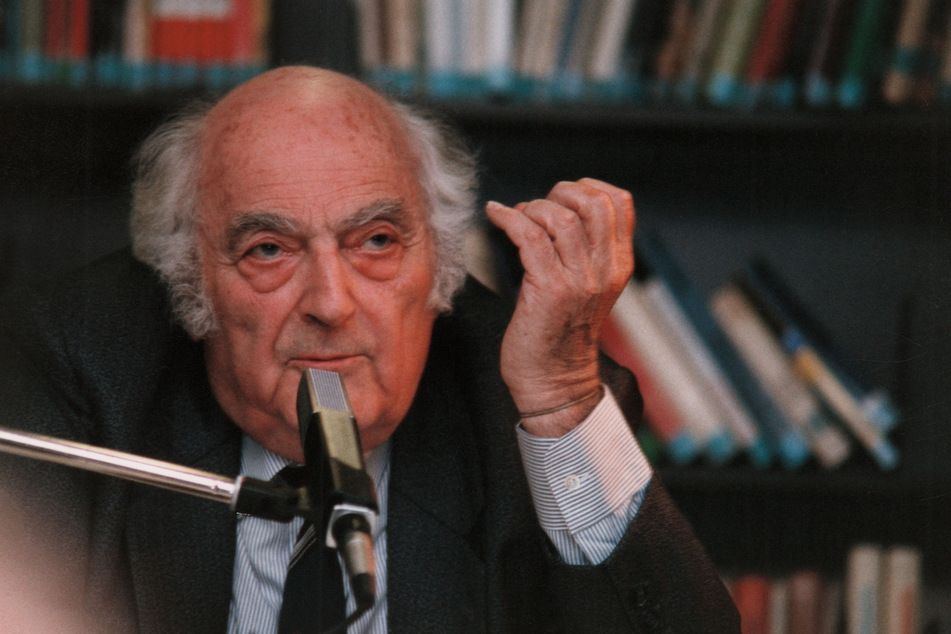 Stefan Heym (1913-2001) zählt zu den bedeutendsten Schriftstellern der DDR.