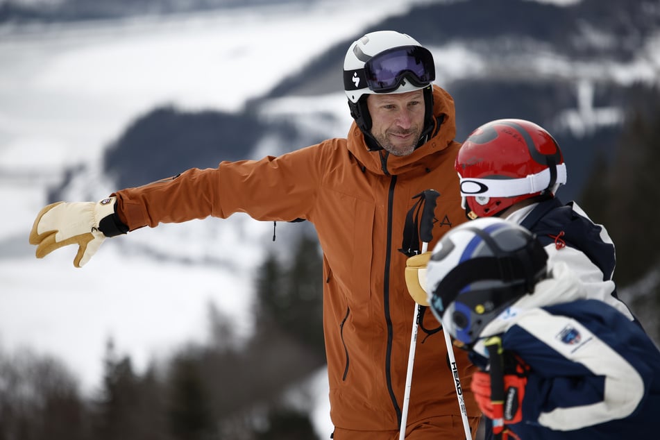 Olympia 2026 im Ticker: Trainer von Ski-Star Vonn meldet sich nach Sturz zu Wort