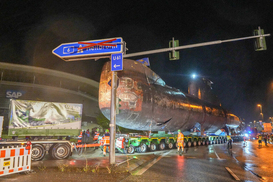 Ein Anblick, den es nicht alle Tage zu bestaunen gibt, bot sich in der Nacht auf den Sonntag auf der A6.