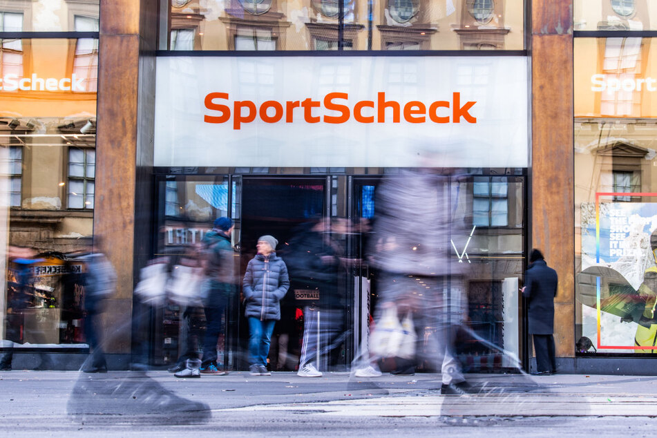 Unter anderem muss das Stammhaus in München des Fachhändlers SportScheck schließen.