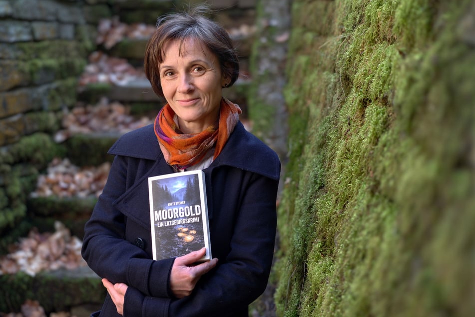 Krimiautorin Anett Steiner (50).