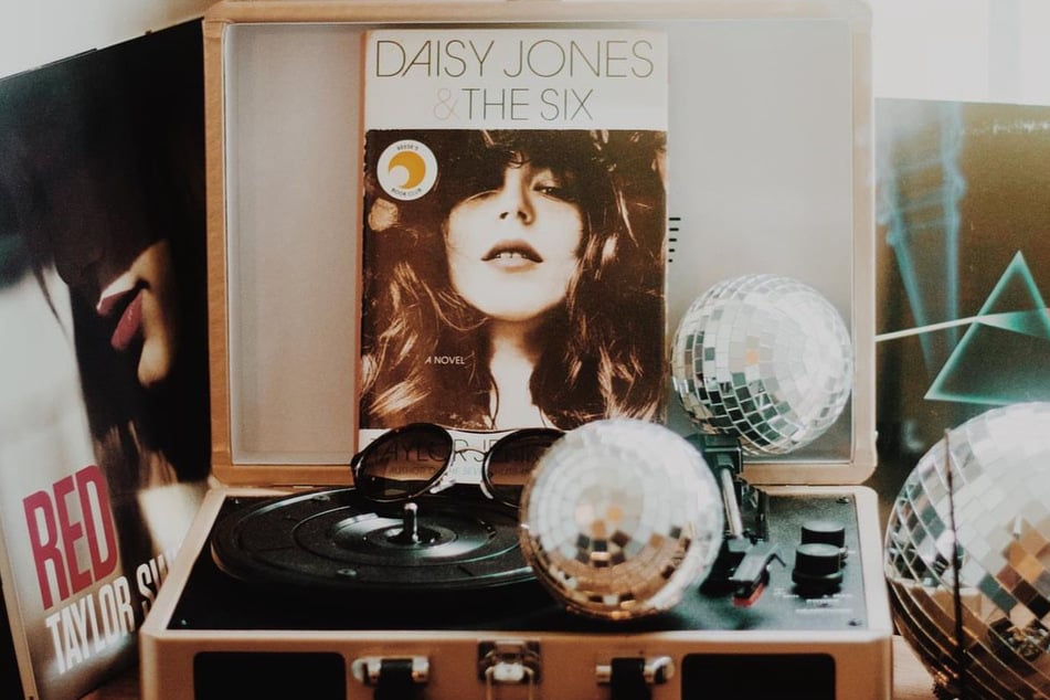 Daisy Jones &amp; The Six follows a fictional rock n' roll band in the 1970s and 1980s.
