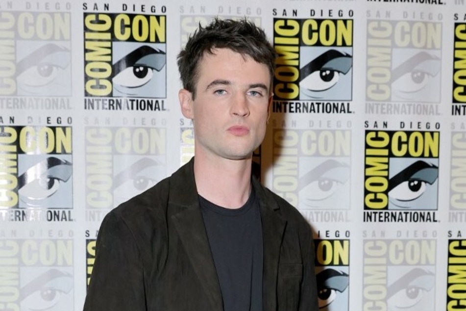Tom Sturridge stars as the titular character in the Netflix fantasy-drama The Sandman, based on the DC comics.