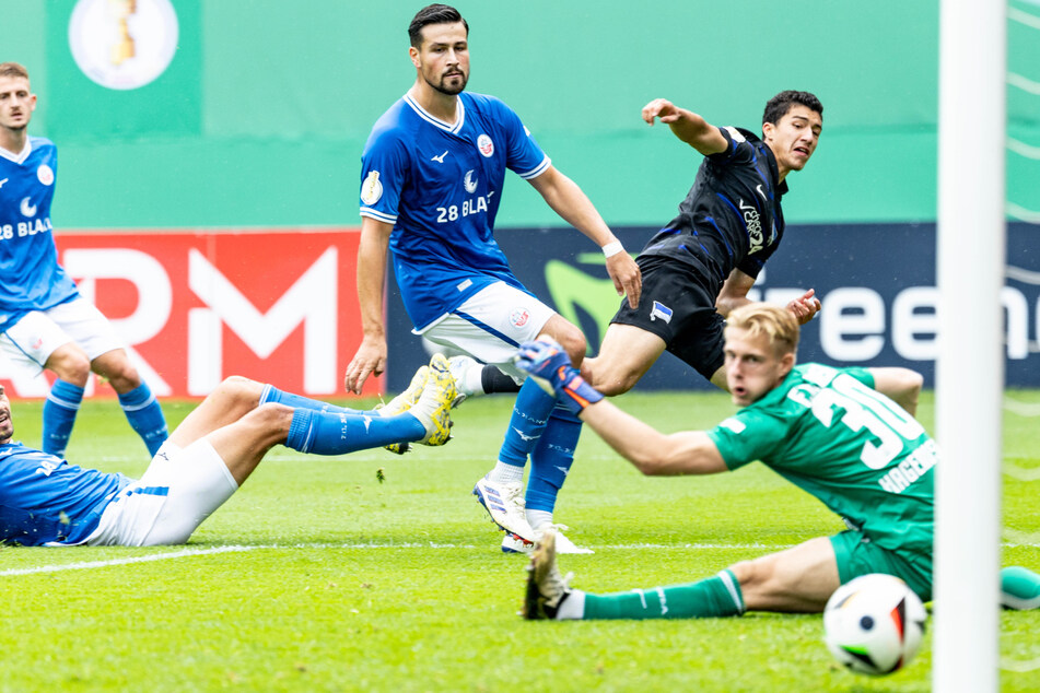 Top-Talent Ibrahim Maza (18) besorgte die erneute Führung.