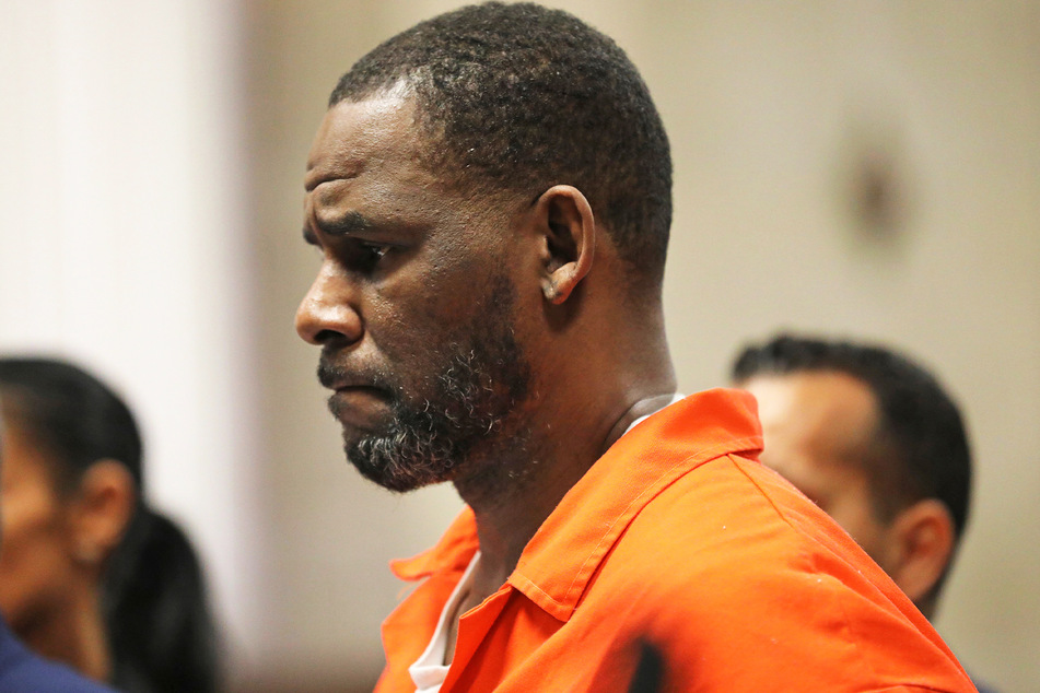 R. Kelly (54) wurde am Montag schuldig gesprochen. (Archivbild)