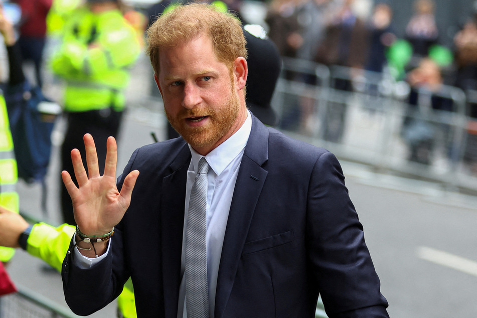 Prince Harry, Charles III's estranged son, returned to London after news of the cancer diagnosis broke.