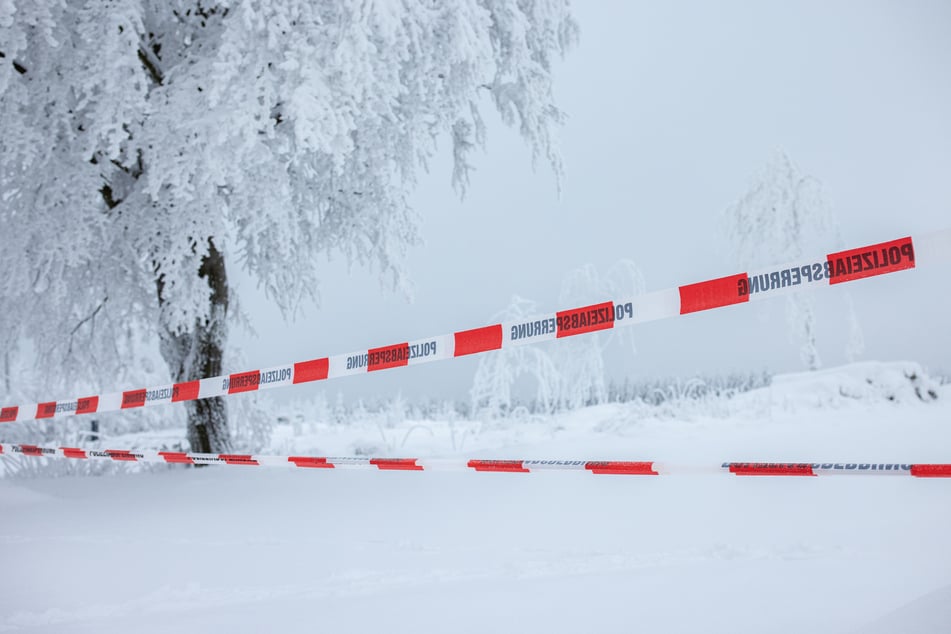 Im Sauerland und in der Eifel sind Pisten gesperrt, um einen Besucheransturm zu verhindern.
