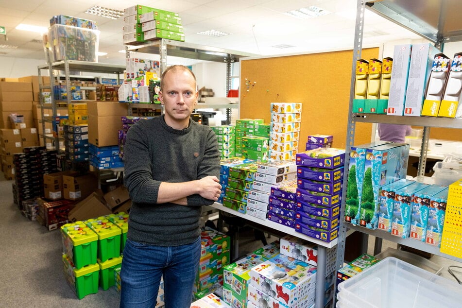 Der Dresdner LEGO-Händler Christoph Blödner (40) hat Ärger mit Amazon.